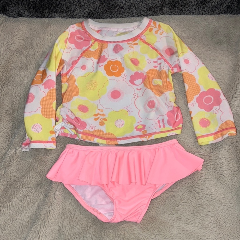 🎉4 for $20 Carter’s Two Piece Swimsuit, 24 months